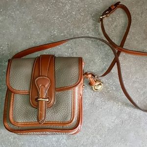 DOONEY & BOURKE CROSSBODY